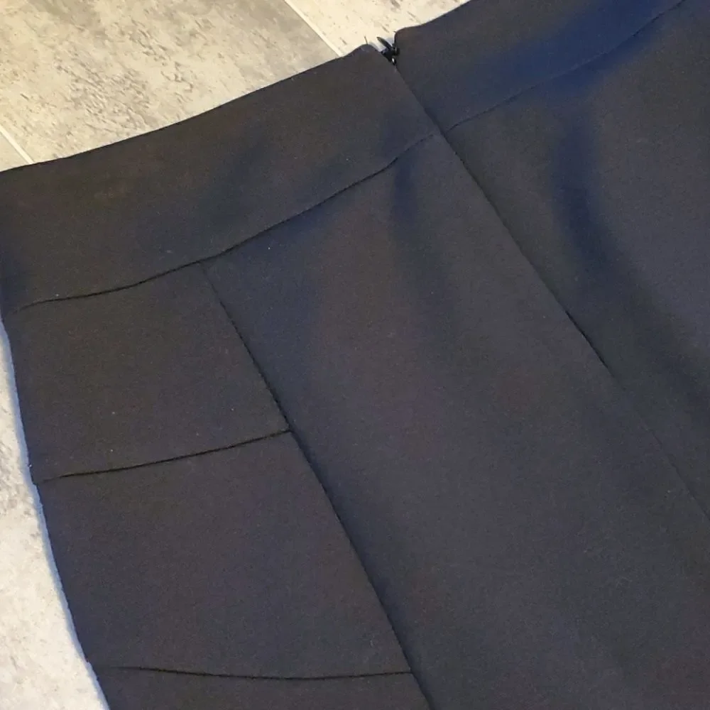 Black Coldwater Creek Midi Lined Skirt